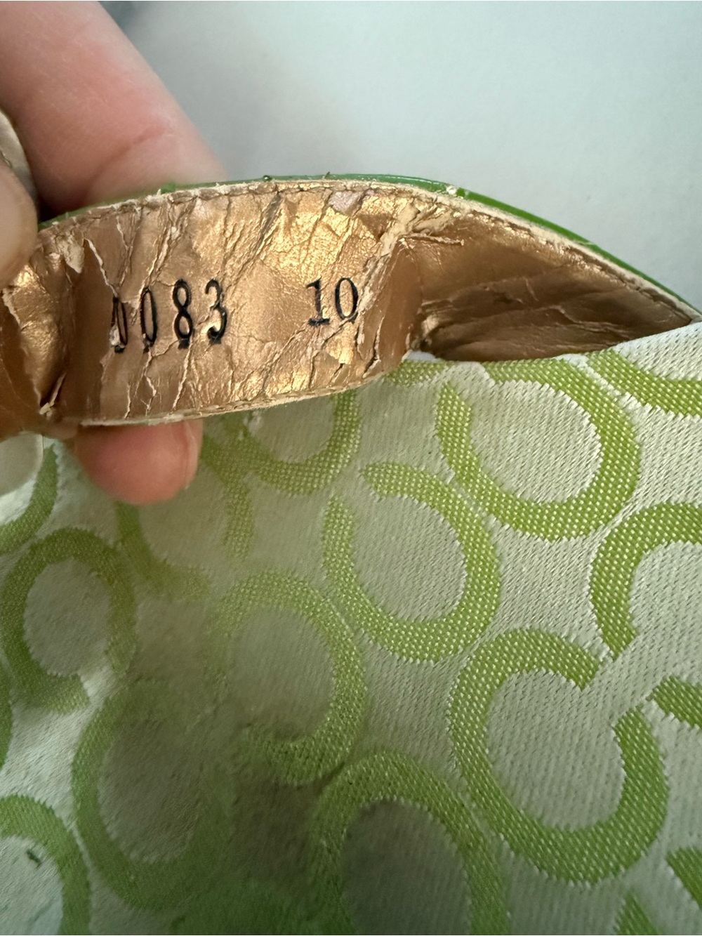 COACH Vintage Y2K Pattey Signature thong sandal in green colorway - Picture 6 of 6